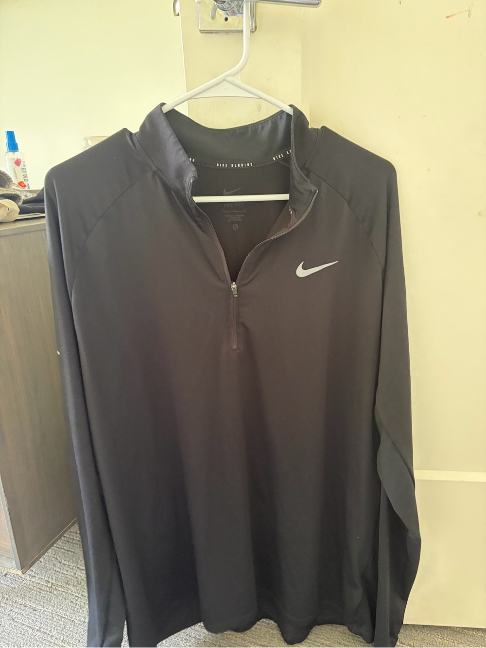 Nike Black Men's Quarter-Zip Performance Pullover